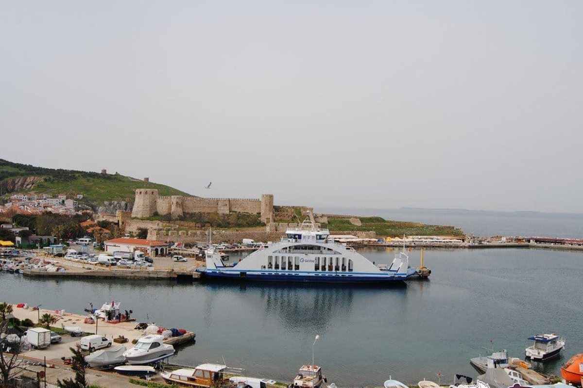 Bozcaada'da Merkezi Konum